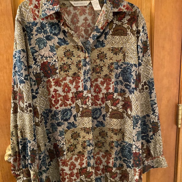 Button down top small - Picture 7 of 11